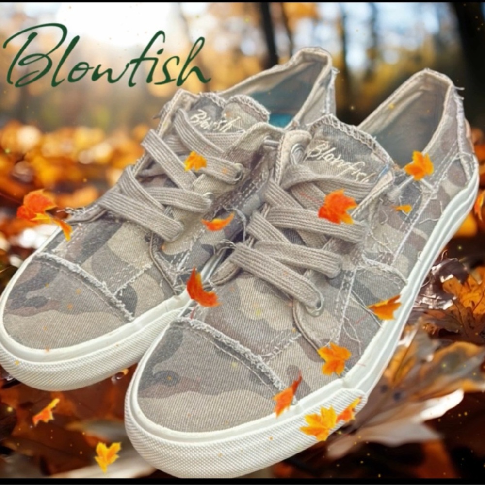 BLOWFISH CANVAS DISTRESSED  CAMO SNEAKERS -7.5 💚👟